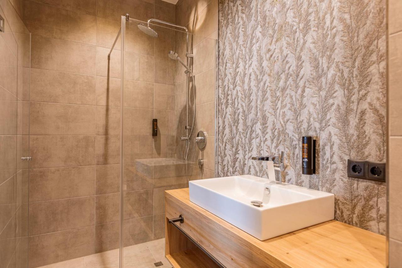 Zillertal Suites Fuegen By Alps Resorts Εξωτερικό φωτογραφία